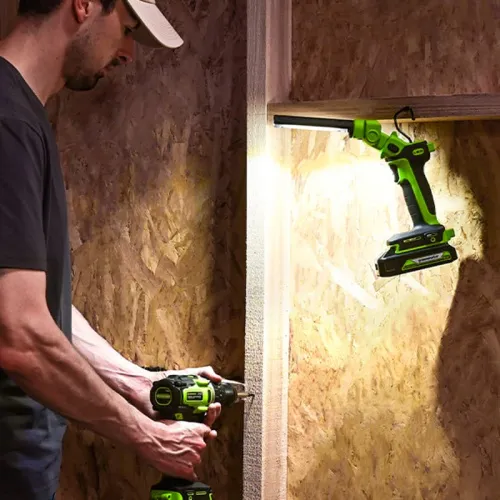 Рабочий аккумуляторный LED-фонарь Greenworks G24UL 24V 3503707 (650 Лм) со сменными плафонами аккумуляторный — детальное фото