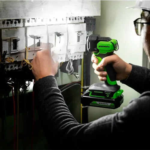 Фонарь Greenworks G24SL200 24V 3502407 (200 лм) аккумуляторный — детальное фото